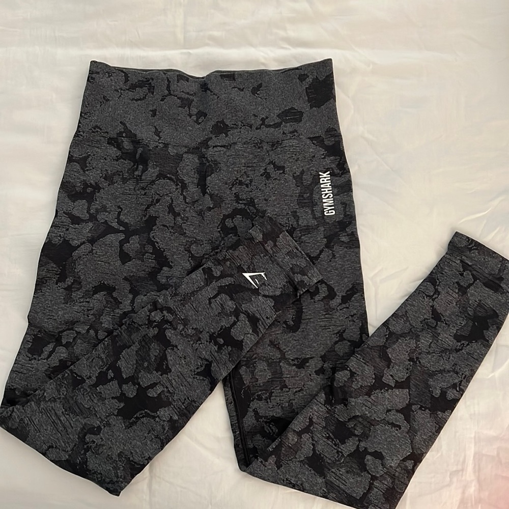 GymShark leggings - medium